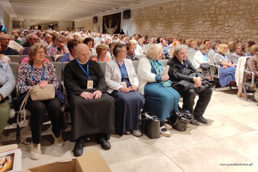 091 Konferencje w Sali Papieskiej.jpg
